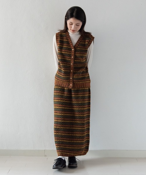 LOSUCA（ロスカ）の「マルチカラーボーダーニットベスト セットアップ可 (#84856026) / ナチュラル フレンチ 大人カジュアル レトロ ヴィンテージ シティガール（ニット/セーター・レディース・オフホワイト/ネイビー/カーキ・FREE）」の16枚目の写真