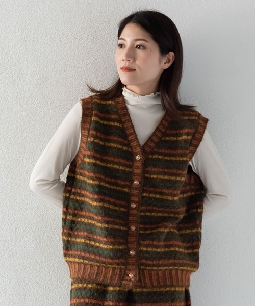 LOSUCA（ロスカ）の「マルチカラーボーダーニットベスト セットアップ可 (#84856026) / ナチュラル フレンチ 大人カジュアル レトロ ヴィンテージ シティガール（ニット/セーター・レディース・オフホワイト/ネイビー/カーキ・FREE）」の7枚目の写真