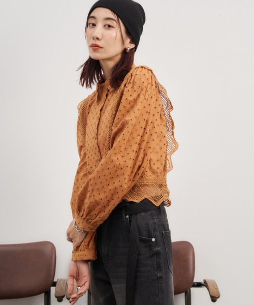 Hella パッチワーク レース ブラウス　アイボリー Hella｜コットン 刺繍 レース ブラウス “EMBROIDERY LACE BLOUSE