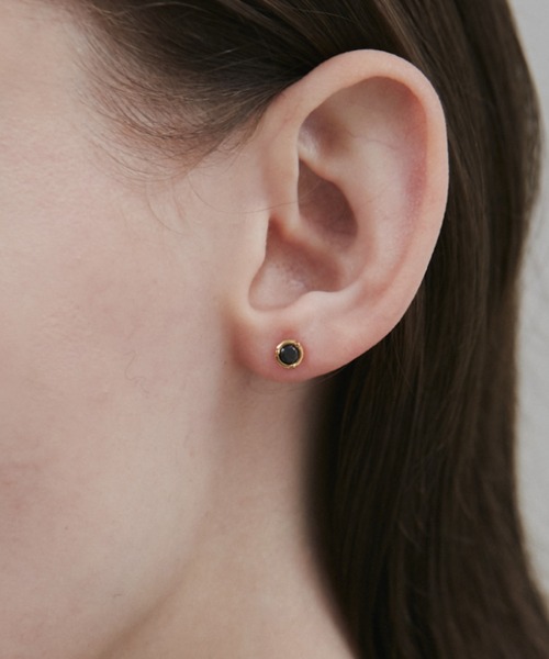 ciite' surgical stainless(シーテサージカルステンレス)の「【 金属アレルギー対応 】 シンプルカラービジュー ピアス サージカルステンレス (両耳用)(ピアス(両耳用)・レディース・イエロー/ホワイト/ブルー/グリーン/ブラック・FREE)」の10枚目の写真