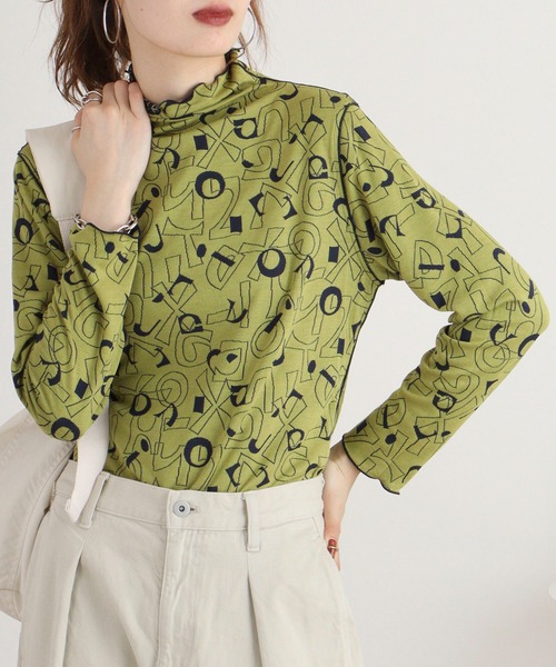 BRODIAEA(ブローディア)の「BRODIAEA リバーシブル総柄ボトルネックプルオーバー(Tシャツ/カットソー・レディース・ブルーグリーン/ネイビー/ブラック・40)」の17枚目の写真