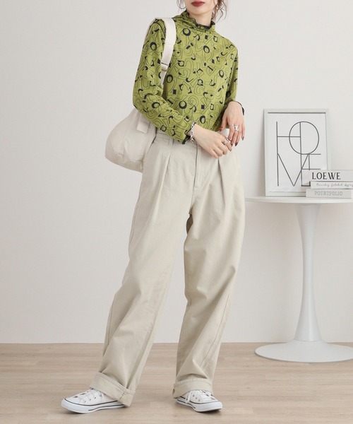 BRODIAEA(ブローディア)の「BRODIAEA リバーシブル総柄ボトルネックプルオーバー(Tシャツ/カットソー・レディース・ブルーグリーン/ネイビー/ブラック・40)」の18枚目の写真