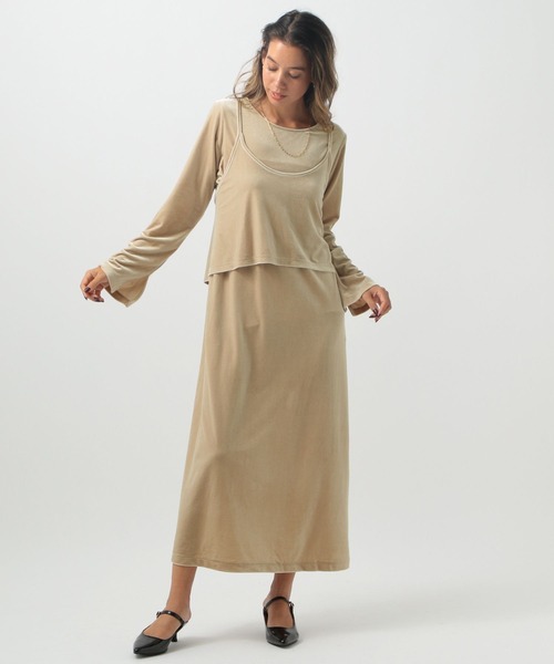 BAYFLOW（ベイフロー）の「[トレンドのベロア生地]キャミレイヤードベロアワンピース（ワンピース・レディース・ベージュ/カーキ・FREE）」の11枚目の写真