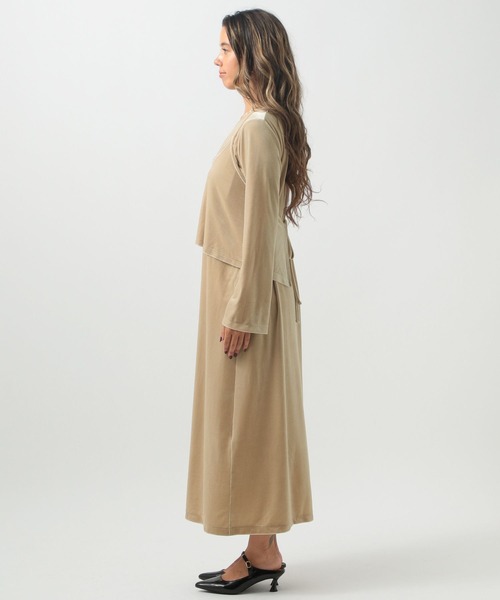 BAYFLOW（ベイフロー）の「[トレンドのベロア生地]キャミレイヤードベロアワンピース（ワンピース・レディース・ベージュ/カーキ・FREE）」の17枚目の写真