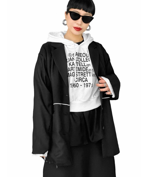 LVEU.（ラブユ.）の「【LVEU.】グラフィックプリントフーディー(Ai select) / トップス プルオーバー カットソー パーカー クロップド ショート プリント フーディー フード ブラック ホワイト（パーカー・レディース・ブラック/ホワイト・FREE）」の5枚目の写真