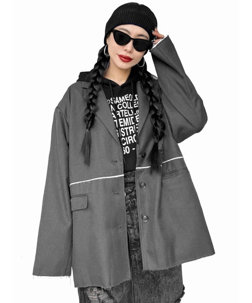 LVEU.（ラブユ.）の「【LVEU.】グラフィックプリントフーディー(Ai select) / トップス プルオーバー カットソー パーカー クロップド ショート プリント フーディー フード ブラック ホワイト（パーカー・レディース・ブラック/ホワイト・FREE）」の9枚目の写真