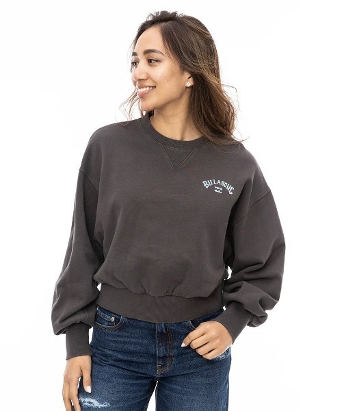 BILLABONG（ビラボン）の「BILLABONG レディース ARCH LOGO SWEAT CREW トレーナー/ビラボンバックプリントロゴボリュームスリーブスウェットトレーナー（スウェット・レディース・オフホワイト/アイボリー/パープル系その他・LARGE/MEDIUM）」の7枚目の写真