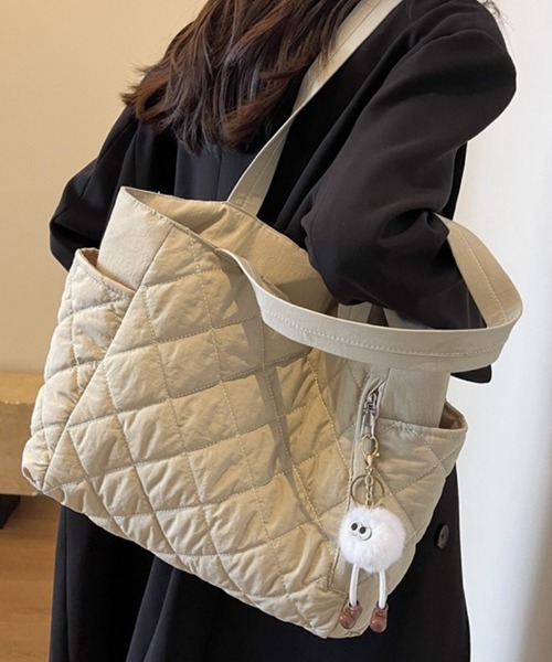 FReePLACe/大容量キルティングトートバッグ X12343（トートバッグ