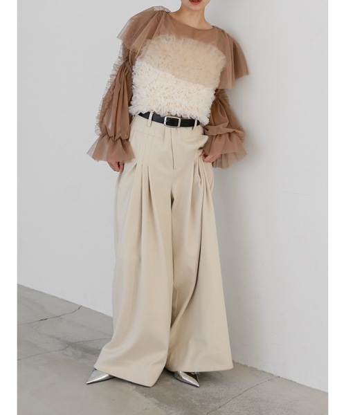 Katrin TOKYO(カトリーントーキョー)の「3tuck wide slacks(スラックス・レディース・ベージュ系/ブラウン系/アイボリー・S-Short/M/S/XS)」の1枚目の写真