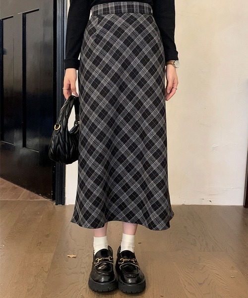 blackdia ocean(ブラックダイヤオーシャン)の「blackdia ocean Aラインタータンチェックスカート(スカート・レディース・ブラック/ブラウン・LARGE/MEDIUM)」の4枚目の写真