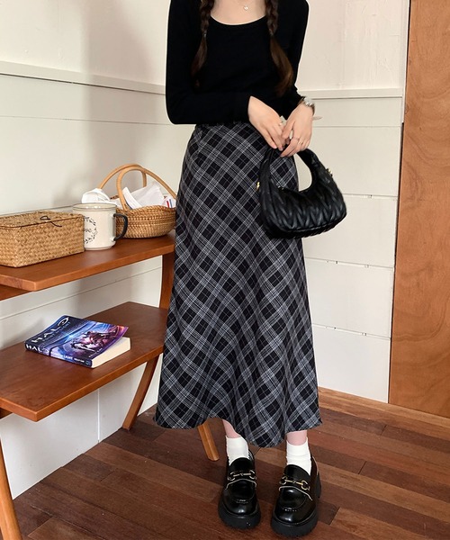 blackdia ocean(ブラックダイヤオーシャン)の「blackdia ocean Aラインタータンチェックスカート(スカート・レディース・ブラック/ブラウン・LARGE/MEDIUM)」の5枚目の写真