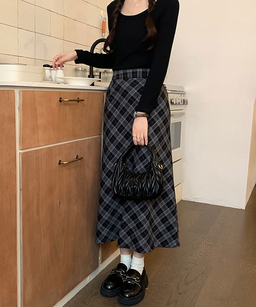 blackdia ocean(ブラックダイヤオーシャン)の「blackdia ocean Aラインタータンチェックスカート(スカート・レディース・ブラック/ブラウン・LARGE/MEDIUM)」の6枚目の写真