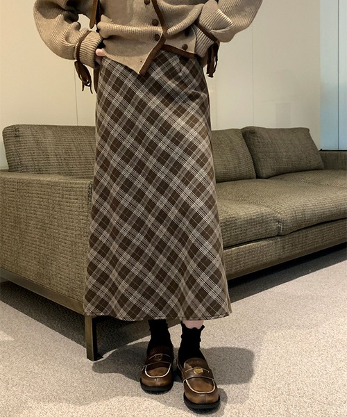 blackdia ocean(ブラックダイヤオーシャン)の「blackdia ocean Aラインタータンチェックスカート(スカート・レディース・ブラック/ブラウン・LARGE/MEDIUM)」の12枚目の写真