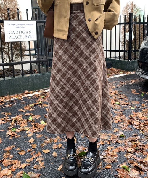 blackdia ocean(ブラックダイヤオーシャン)の「blackdia ocean Aラインタータンチェックスカート(スカート・レディース・ブラック/ブラウン・LARGE/MEDIUM)」の14枚目の写真