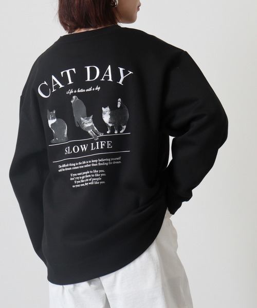 Naive magic（ナイーブマジック）の「NAIVE MAGIC 裏起毛アニマルバックプリントC/N（スウェット・メンズ・ダークグリーン系1/ネイビー/オートミール/ダークグリーン系2/アッシュグレー/ブラック・L/M）」の2枚目の写真