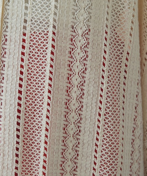 yuni（ユニ　）の「コットン ruschel lace kaftan ワンピース（ワンピース・レディース・アイボリー/ブラック・FREE）」の21枚目の写真