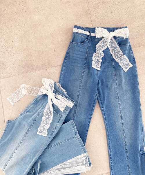 MAJESTIC LEGON(マジェスティックレゴン)の「レースベルトセット裾リボンデニム(デニムパンツ・レディース・ブルー/サックスブルー・SMALL/LARGE/MEDIUM)」の3枚目の写真