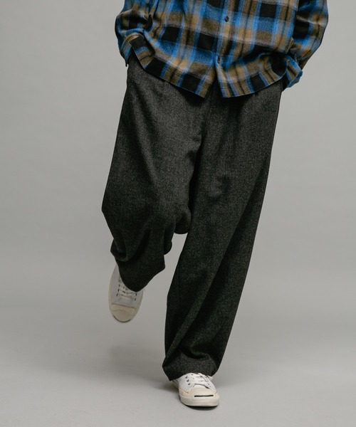 URBAN RESEARCH Sonny Label(アーバンリサーチサニーレーベル)の「ウール混バルーンパンツ(その他パンツ・メンズ・チャコールグレー/ブラウン・SMALL/MEDIUM/LARGE)」の6枚目の写真