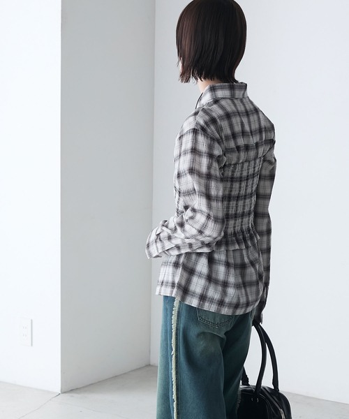 forksy.(フォルクシー)の「【forksy.】チェック柄 シャーリングビスチェ&シャツセット(シャツ/ブラウス・レディース・ネイビー系/ホワイト系2/ホワイト系1・FREE)」の19枚目の写真
