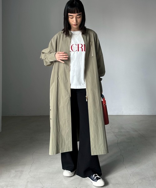 Doux archives（ドゥアルシーヴ）の「SUCRE Tee（Tシャツ/カットソー・レディース・オフホワイト/杢グレー/グレイッシュベージュ/ネイビー/ホワイト×ブラック/ホワイト×シルバー・FREE）」の7枚目の写真