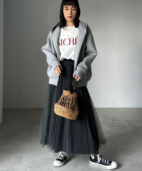 Doux archives（ドゥアルシーヴ）の「SUCRE Tee（Tシャツ/カットソー・レディース・オフホワイト/杢グレー/グレイッシュベージュ/ネイビー/ホワイト×ブラック/ホワイト×シルバー・FREE）」の13枚目の写真