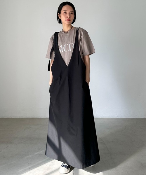 Doux archives（ドゥアルシーヴ）の「SUCRE Tee（Tシャツ/カットソー・レディース・オフホワイト/杢グレー/グレイッシュベージュ/ネイビー/ホワイト×ブラック/ホワイト×シルバー・FREE）」の14枚目の写真