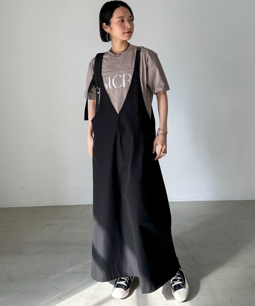 Doux archives（ドゥアルシーヴ）の「SUCRE Tee（Tシャツ/カットソー・レディース・オフホワイト/杢グレー/グレイッシュベージュ/ネイビー/ホワイト×ブラック/ホワイト×シルバー・FREE）」の16枚目の写真