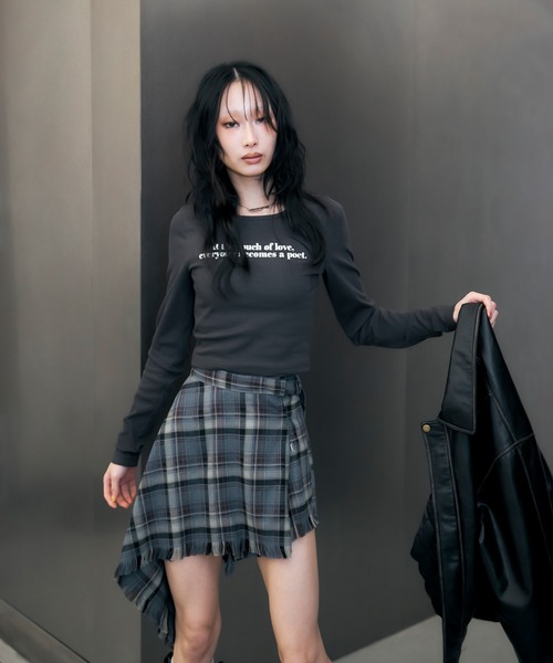 ACLENT（アクレント）の「フロッキープリントリブロンT（Tシャツ/カットソー・レディース・カーキ/グレー/ダークグレー/ホワイト・FREE）」の21枚目の写真