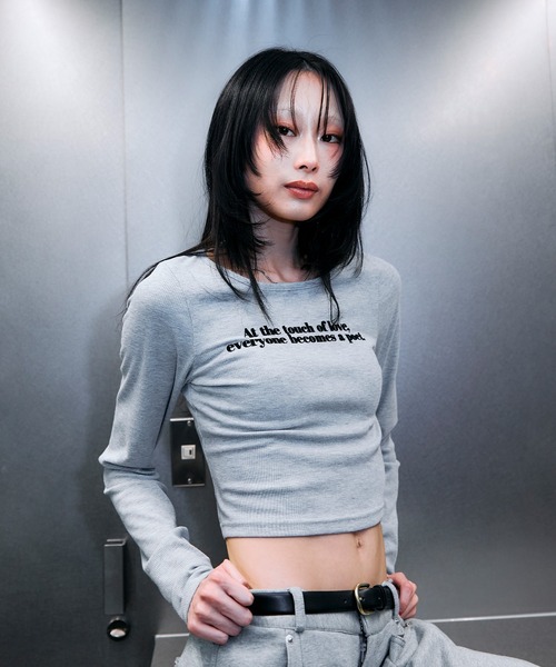 ACLENT（アクレント）の「フロッキープリントリブロンT（Tシャツ/カットソー・レディース・カーキ/グレー/ダークグレー/ホワイト・FREE）」の12枚目の写真