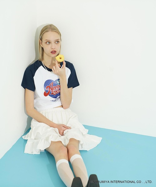 MILKFED.(ミルクフェド)の「MILKFED. × ANGEL BLUE COMPACT B/B TEE(Tシャツ/カットソー・レディース・ホワイト/アッシュ・ONE SIZE)」の4枚目の写真