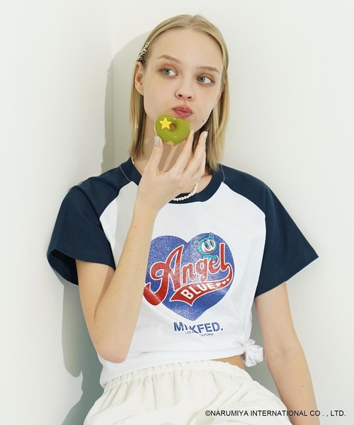 MILKFED.(ミルクフェド)の「MILKFED. × ANGEL BLUE COMPACT B/B TEE(Tシャツ/カットソー・レディース・ホワイト/アッシュ・ONE SIZE)」の7枚目の写真