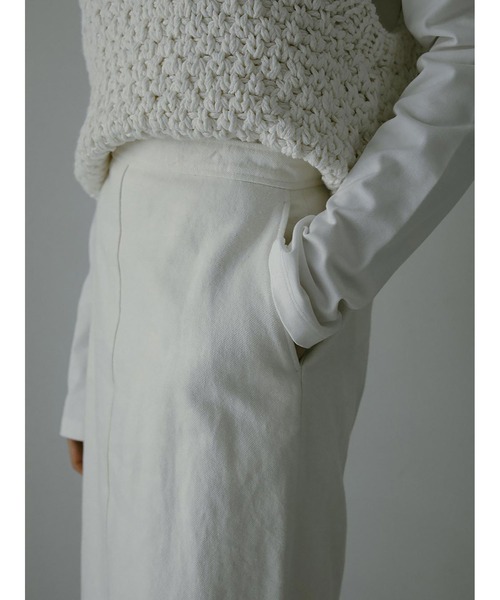 HER.（ハー）の「CO/LIマキシタイトスカート（スカート・レディース・オフホワイト/ブラック・1/2）」の7枚目の写真