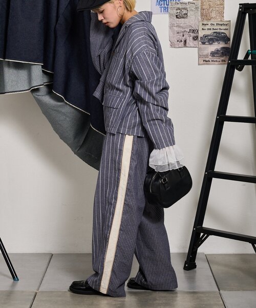 etsinta（エシンタ）の「【etsinta】リメイクライトサッカーストライプジャケット（テーラードジャケット・レディース・ブルー/オフホワイト・ONE SIZE）」の13枚目の写真