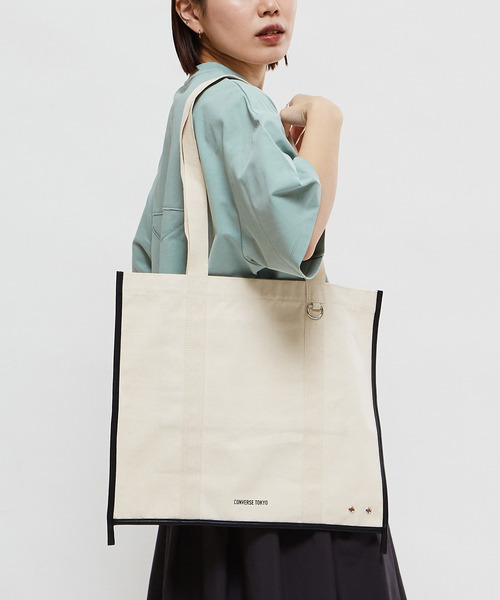 CONVERSE TOKYO（コンバーストウキョウ）の「EDGE BINDING CANVAS TOTE BAG（トートバッグ・レディース・シルバー/ベージュ/ブラック・FREE）」の6枚目の写真