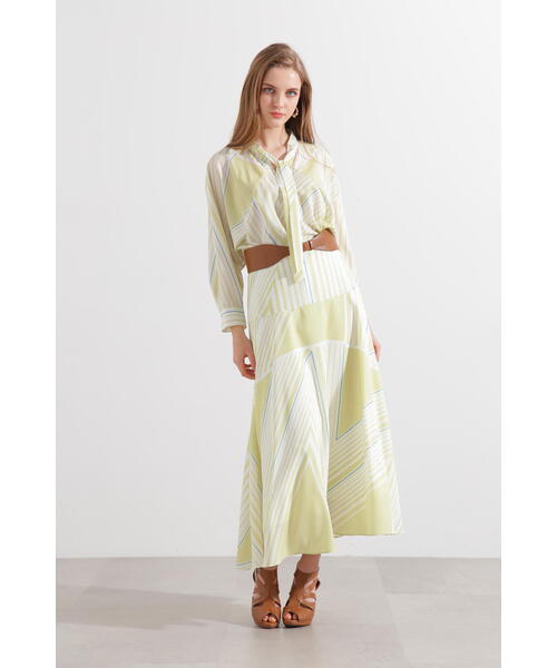 PINKY&DIANNE(ピンキーアンドダイアン)の「◆トライアングルボーダープリントブラウス(シャツ/ブラウス・レディース・イエロー系その他/ブラック・38)」の18枚目の写真