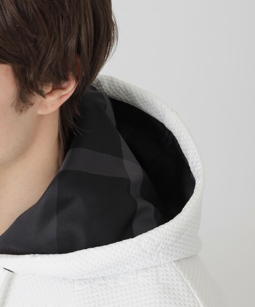 BLACK LABEL CRESTBRIDGE（ブラックレーベル・クレストブリッジ）の