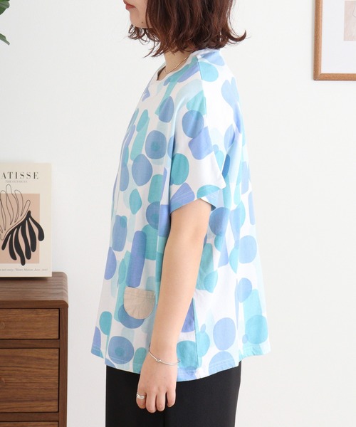 Emago(イマゴ)の「EMAGO チンアナゴの住む海の中プリントT(Tシャツ/カットソー・レディース・ネイビー/ホワイト/ブラック・FREE)」の19枚目の写真