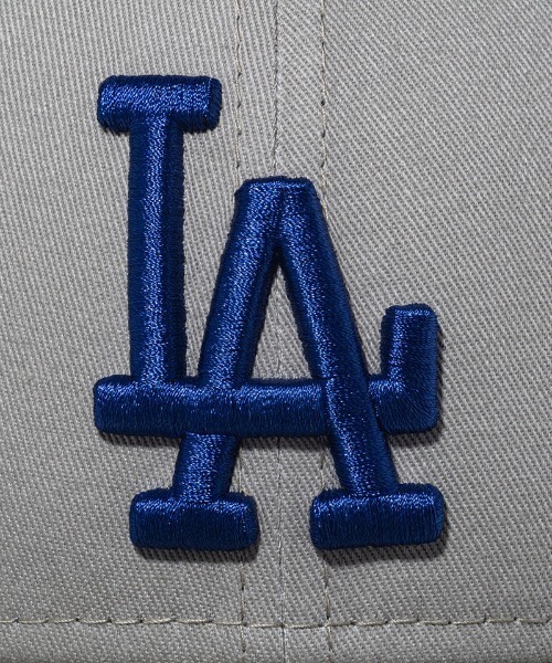 NEW ERA（ニューエラ）の「NEW ERA/ニューエラ キャップ 9FORTY ロサンゼルス・ドジャース 14525024/14525028（キャップ・メンズ・ブラック×ブラック/サンドグレー・FREE）」の10枚目の写真