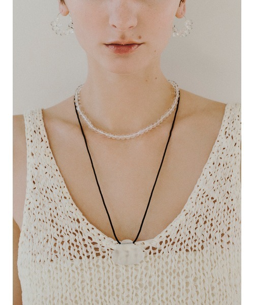 emmi（エミ）の「リボンディティールトップス（ニット/セーター・レディース・コーラルピンク/アイボリー/ブラック・FREE）」の4枚目の写真