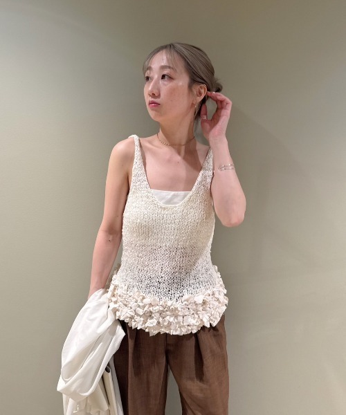 emmi（エミ）の「リボンディティールトップス（ニット/セーター・レディース・コーラルピンク/アイボリー/ブラック・FREE）」の19枚目の写真