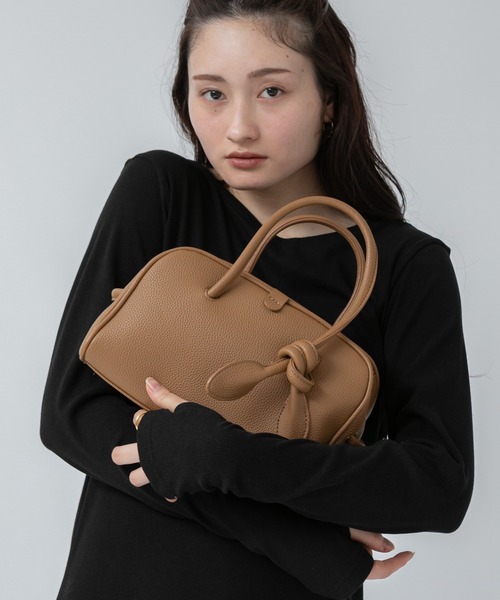 HEILIS(ヘイリス)の「スクエアボストンハンドバッグ/オフィスカジュアル 通勤 500ml ボストン 大人 フレンチ シンプル フェイク レザー(ボストンバッグ・レディース・キャメル/ブラック・FREE)」の11枚目の写真