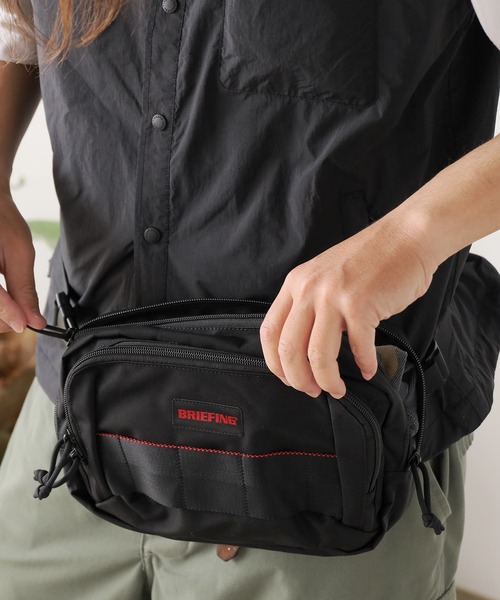 BRIEFING(ブリーフィング)の「BRIEFING/ブリーフィング BS BOX SHOULDER S AG ボディバッグ ショルダーバッグ(ボディバッグ/ウエストポーチ・メンズ・ブラック・FREE)」の3枚目の写真