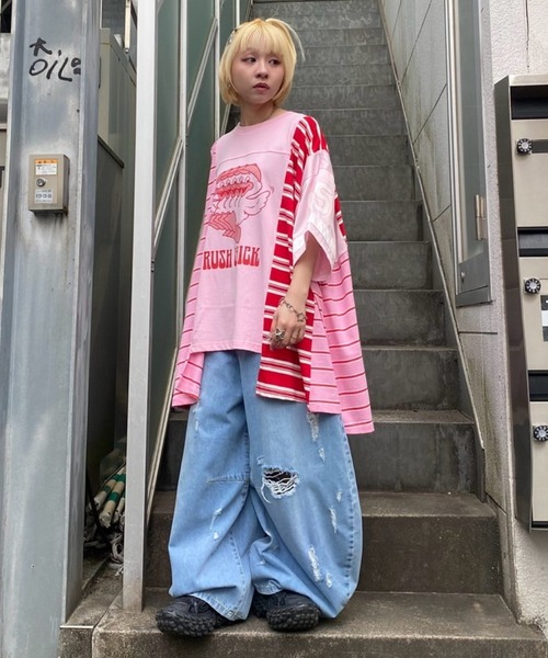 Candy Stripper（キャンディストリッパー）の「CURVE DAMAGE DENIM パンツ（デニムパンツ・レディース・インディゴブルー/ライトインディゴブルー・FREE）」の11枚目の写真