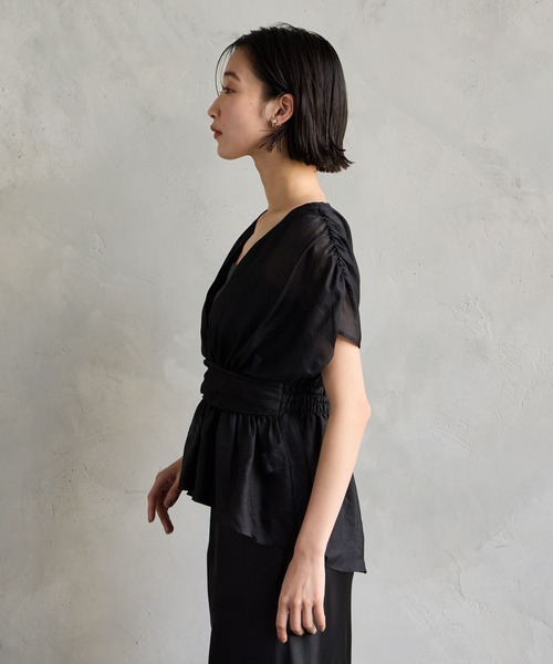 AIMER(エメ)の「メッシュギャザーブラウス(シャツ/ブラウス・レディース・ブラック/ブラウン・MEDIUM)」の17枚目の写真