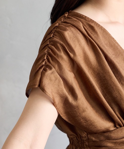 AIMER(エメ)の「メッシュギャザーブラウス(シャツ/ブラウス・レディース・ブラック/ブラウン・MEDIUM)」の5枚目の写真