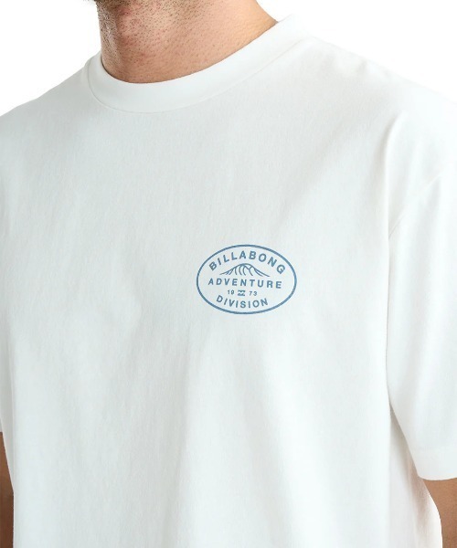 BILLABONG(ビラボン)の「BILLABONG メンズ 【A/DIV.】 ADIV LOGO Tシャツ 【2025年夏モデル】/ビラボンバックプリント半袖Tシャツ(Tシャツ/カットソー・メンズ・ブラック/ホワイト・MEDIUM/LARGE/X-LARGE)」の4枚目の写真
