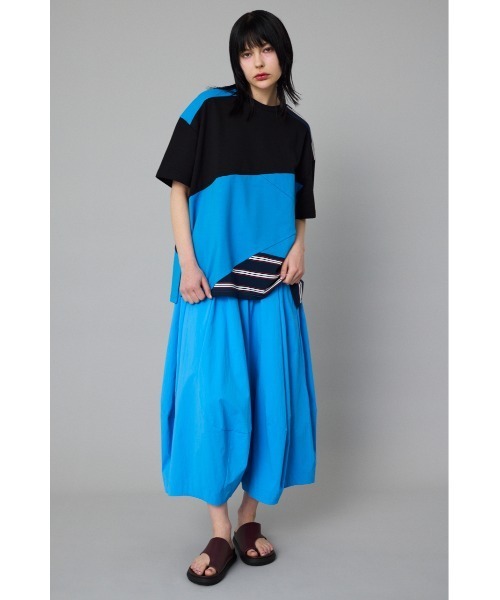 HeRIN.CYE（ヘリンドットサイ）の「Switching cut tops　スイッチングカットトップス（Tシャツ/カットソー・レディース・ブラック/オフホワイト・FREE）」の3枚目の写真