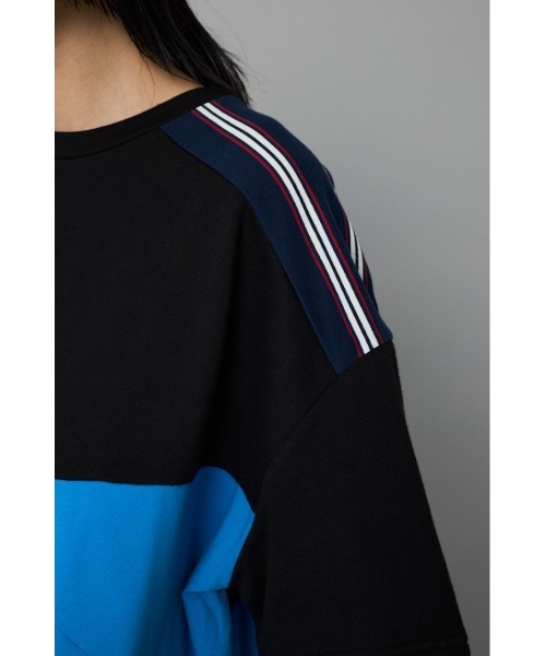 HeRIN.CYE（ヘリンドットサイ）の「Switching cut tops　スイッチングカットトップス（Tシャツ/カットソー・レディース・ブラック/オフホワイト・FREE）」の9枚目の写真