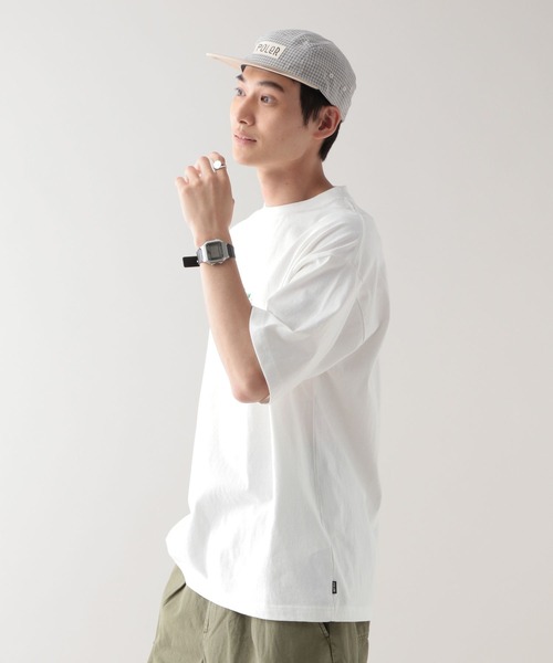 POLeR(ポーラー)の「【POLeR/ポーラー】ロゴプリント/オーバーサイズTシャツ(Tシャツ/カットソー・メンズ・ホワイト/ブラック/オフホワイト/グレー/ブラック系その他・LARGE/MEDIUM)」の10枚目の写真