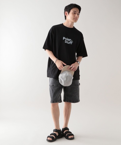 POLeR(ポーラー)の「【POLeR/ポーラー】ロゴプリント/オーバーサイズTシャツ(Tシャツ/カットソー・メンズ・ホワイト/ブラック/オフホワイト/グレー/ブラック系その他・LARGE/MEDIUM)」の19枚目の写真